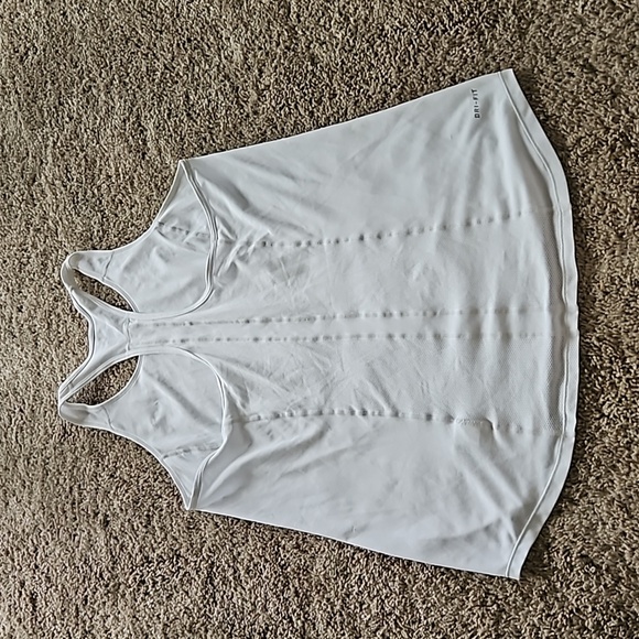 Nike white Dri-fit tank top, size XL - Picture 6 of 9
